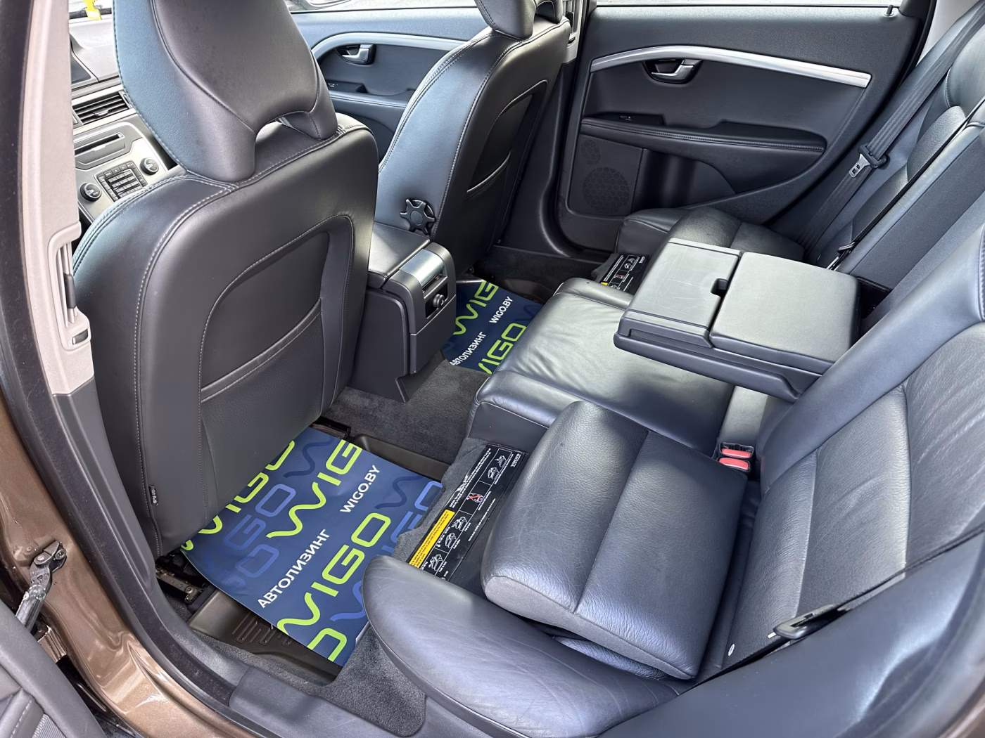 Volvo V70 фото 9