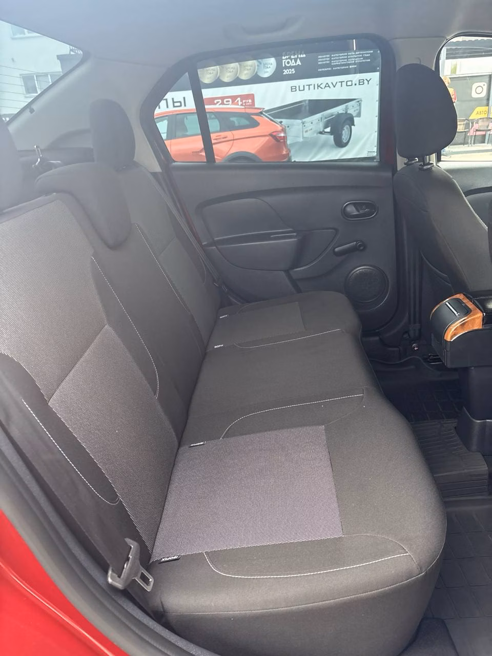 Renault Logan Stepway фото 11