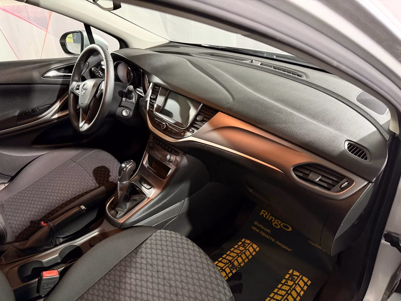 Opel Astra фото 11