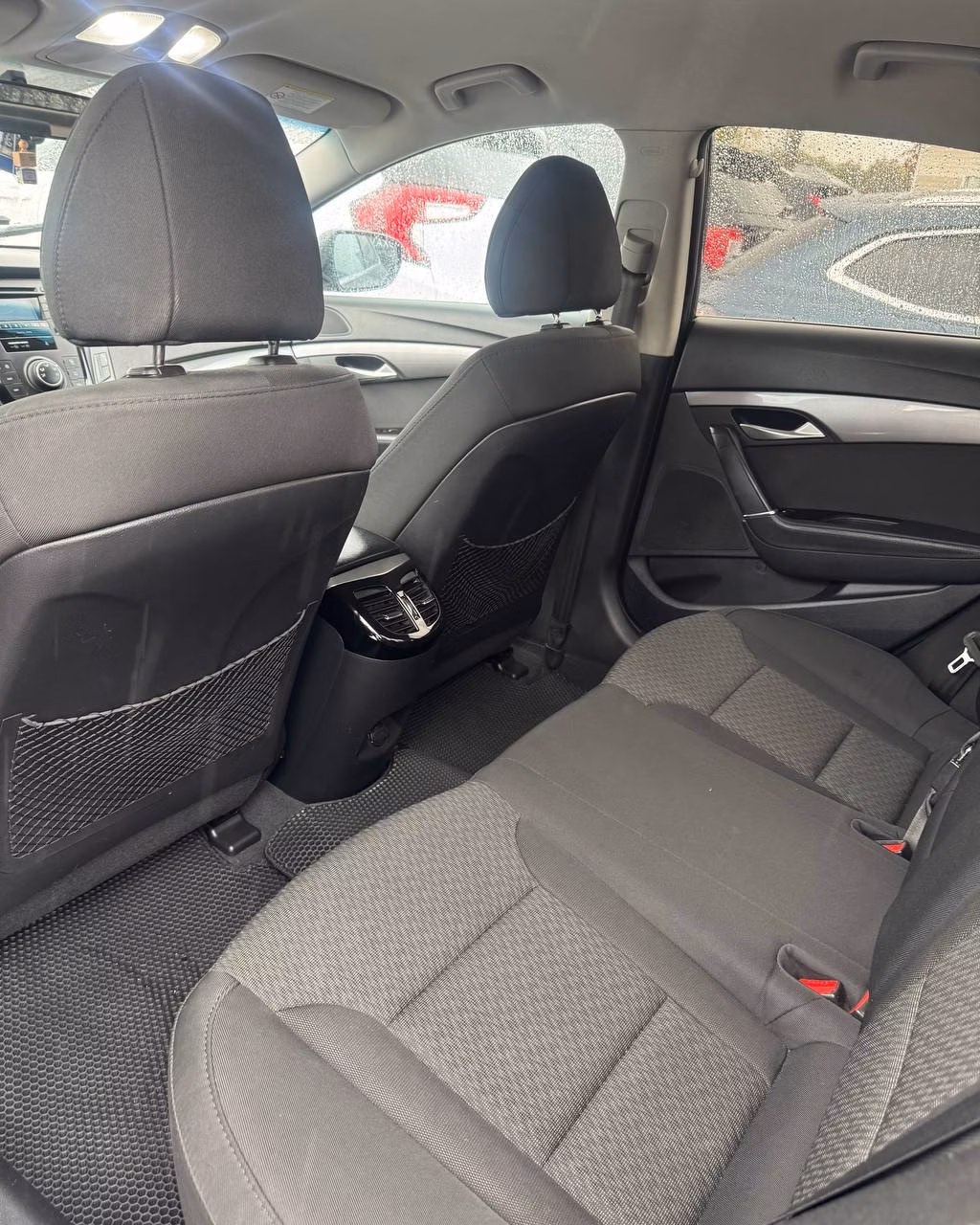 Hyundai i40 фото 11