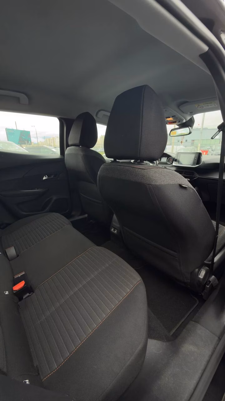 Peugeot 2008 фото 19