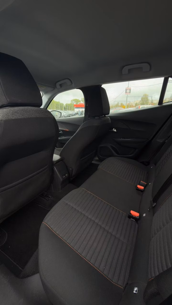 Peugeot 2008 фото 20