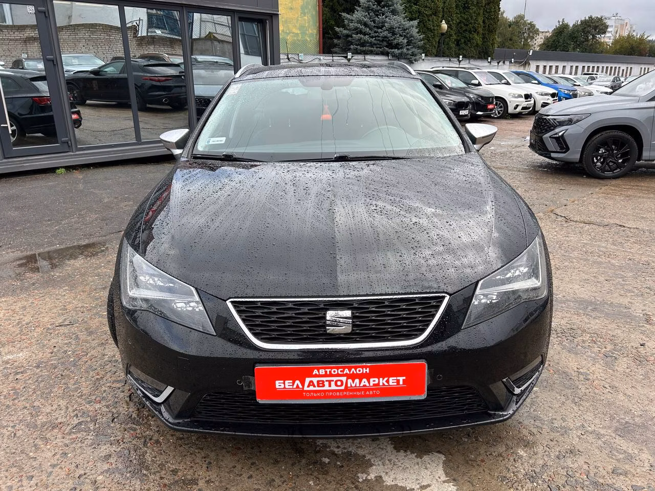 SEAT Leon фото 3