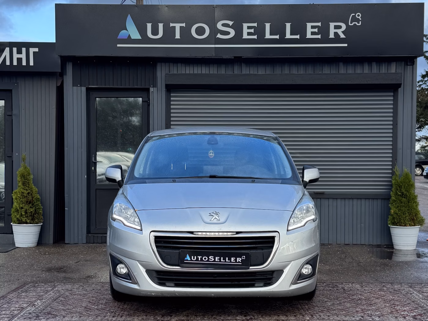Peugeot 5008 фото 2