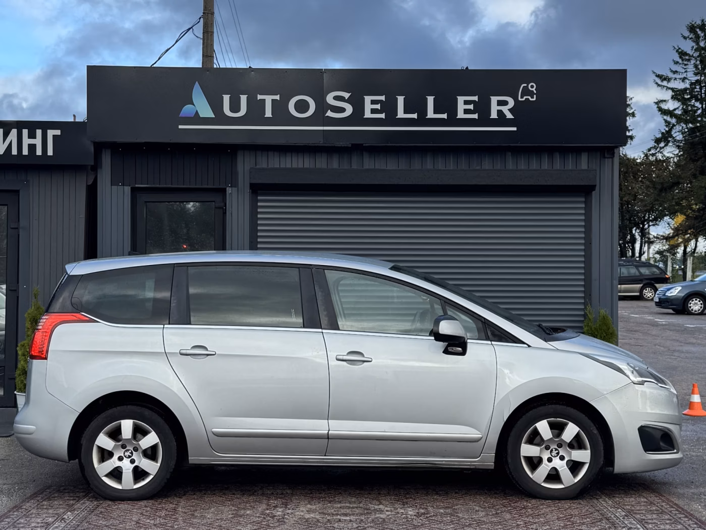 Peugeot 5008 фото 5