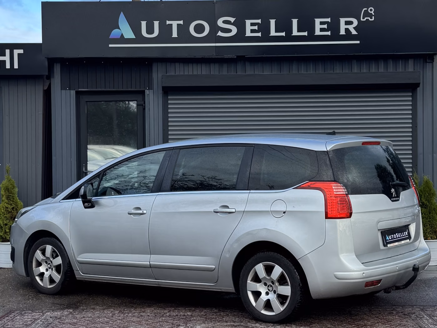Peugeot 5008 фото 7