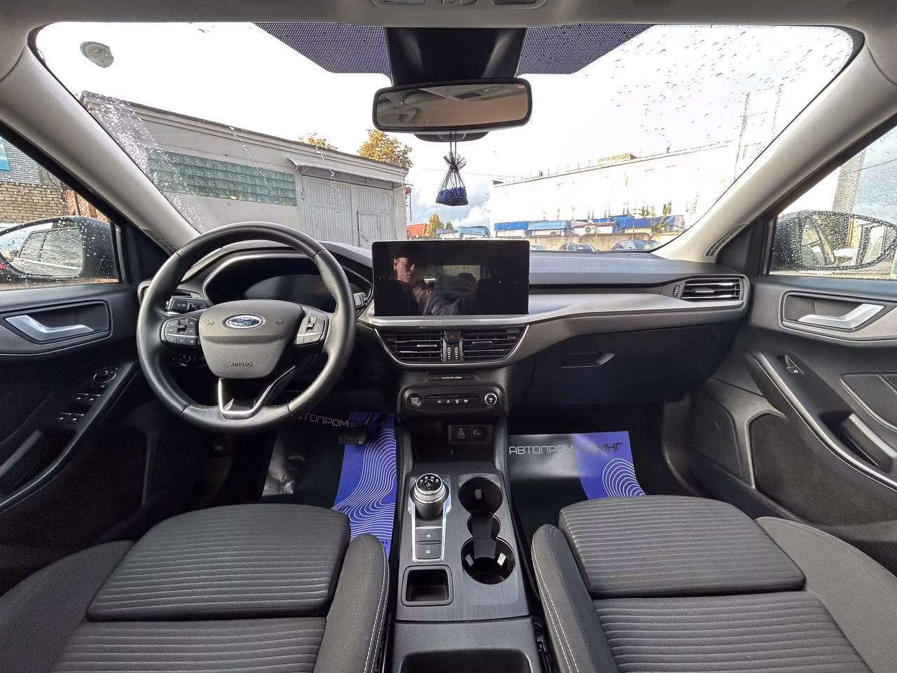 Ford Focus фото 12