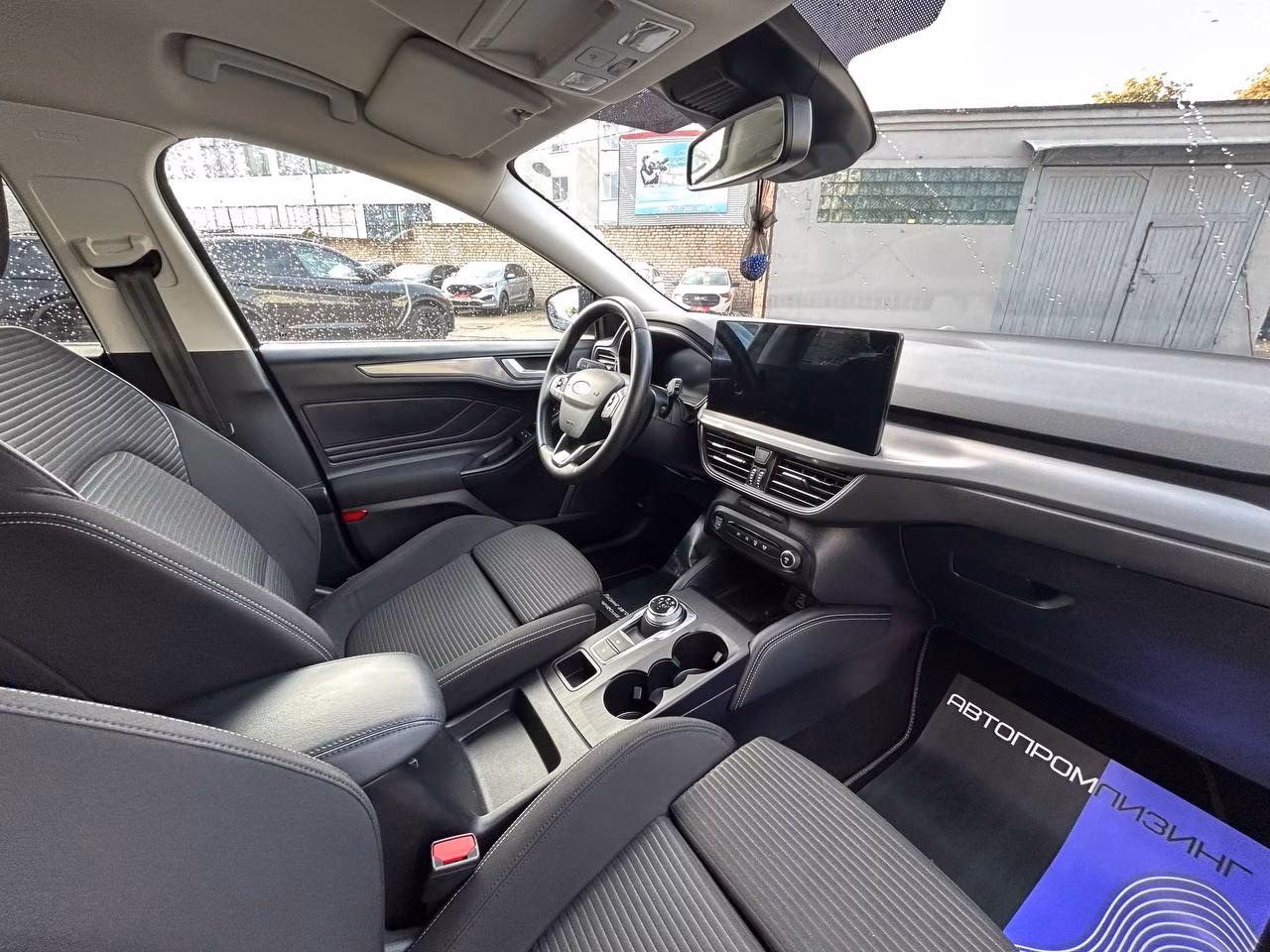 Ford Focus фото 15