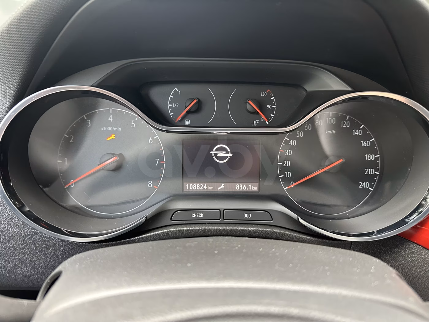 Opel Crossland X фото 16