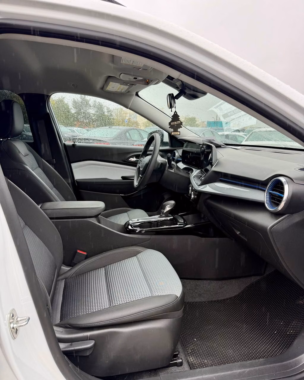 Chevrolet Trax фото 12