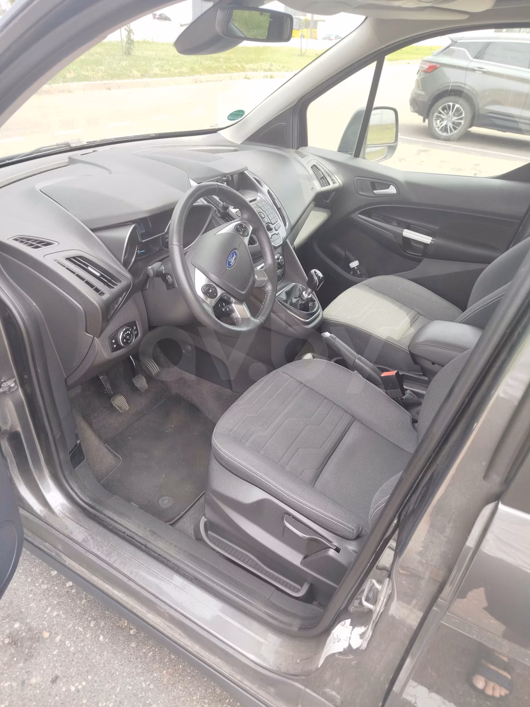 Ford Tourneo Connect фото 5