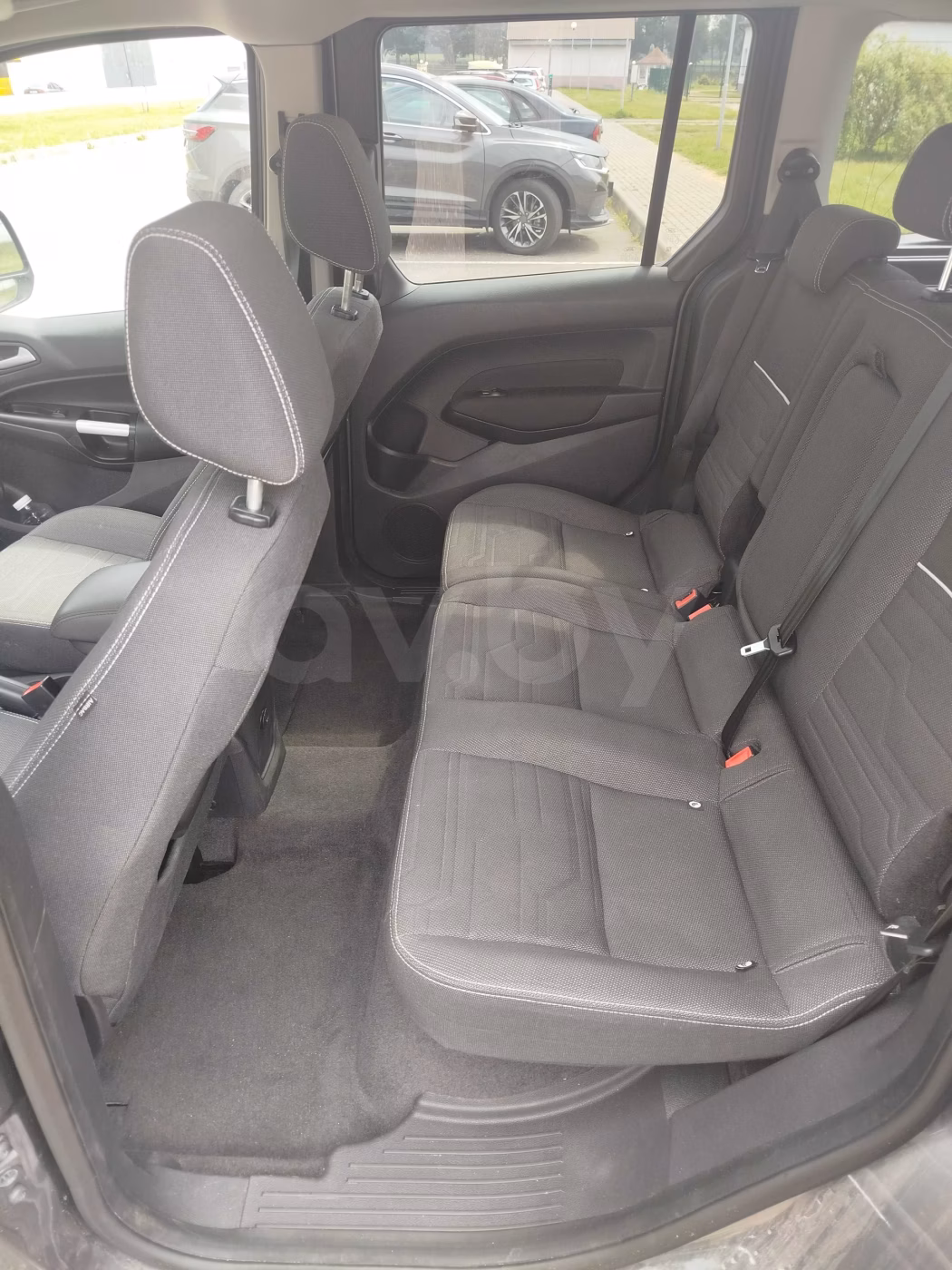 Ford Tourneo Connect фото 6