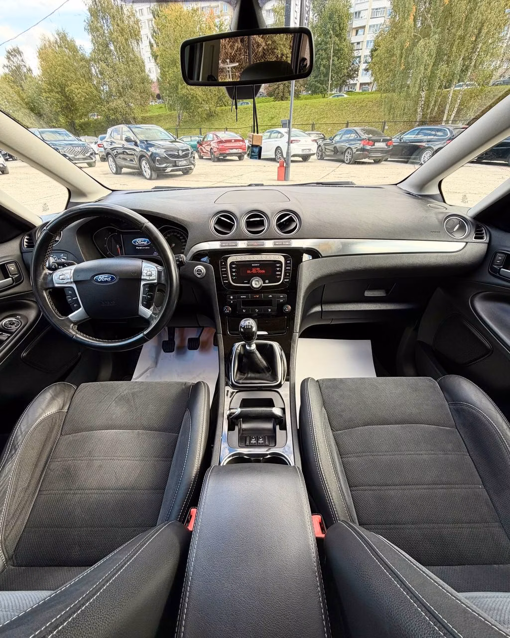Ford S-MAX фото 9
