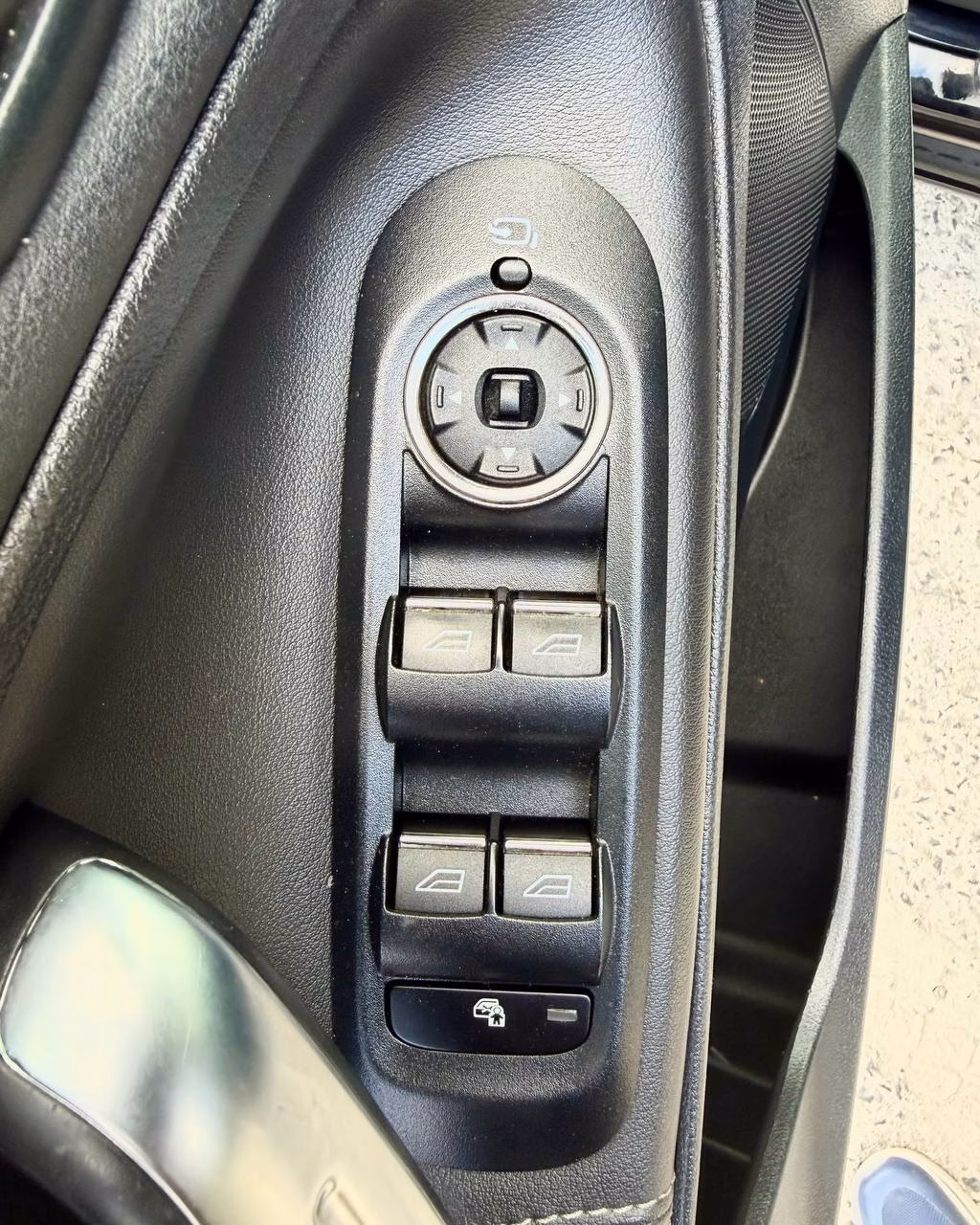 Ford S-MAX фото 13