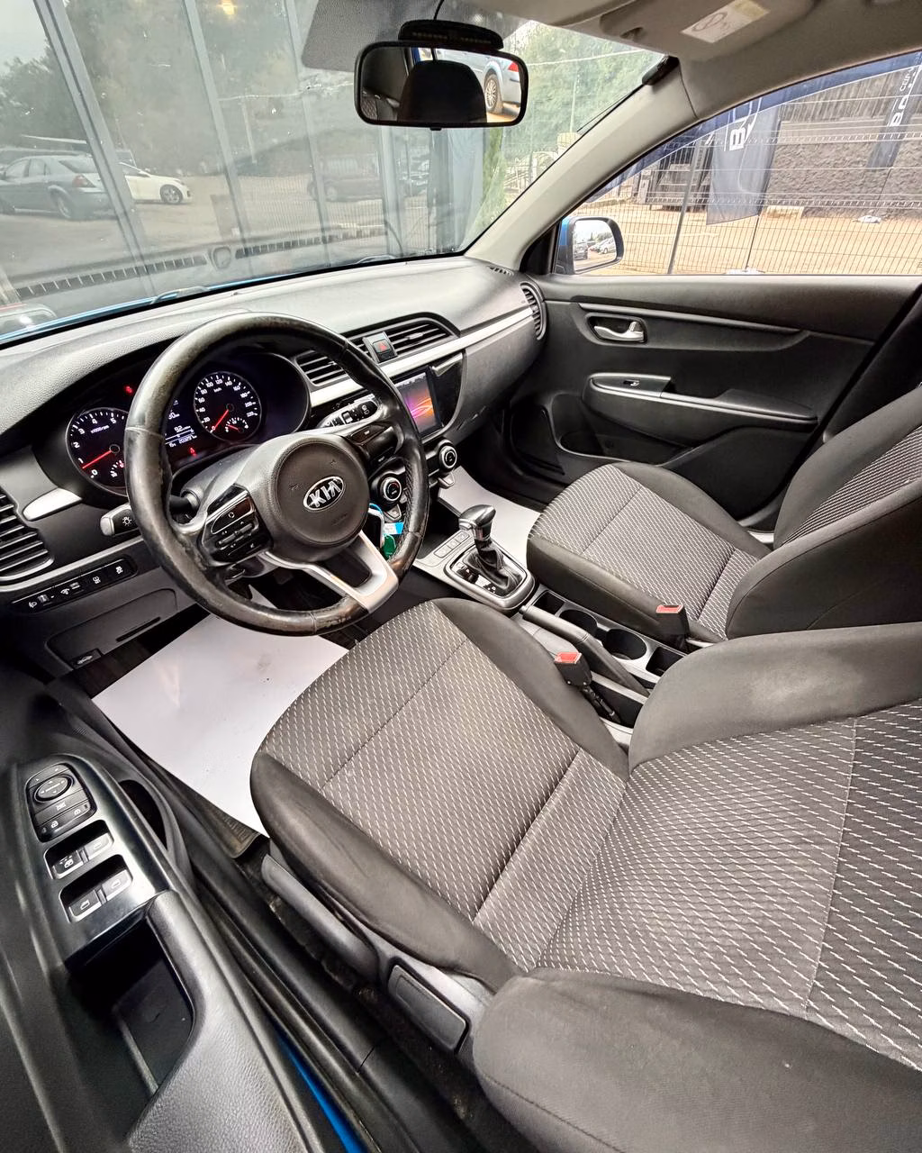 Kia Rio X (X-Line) фото 10