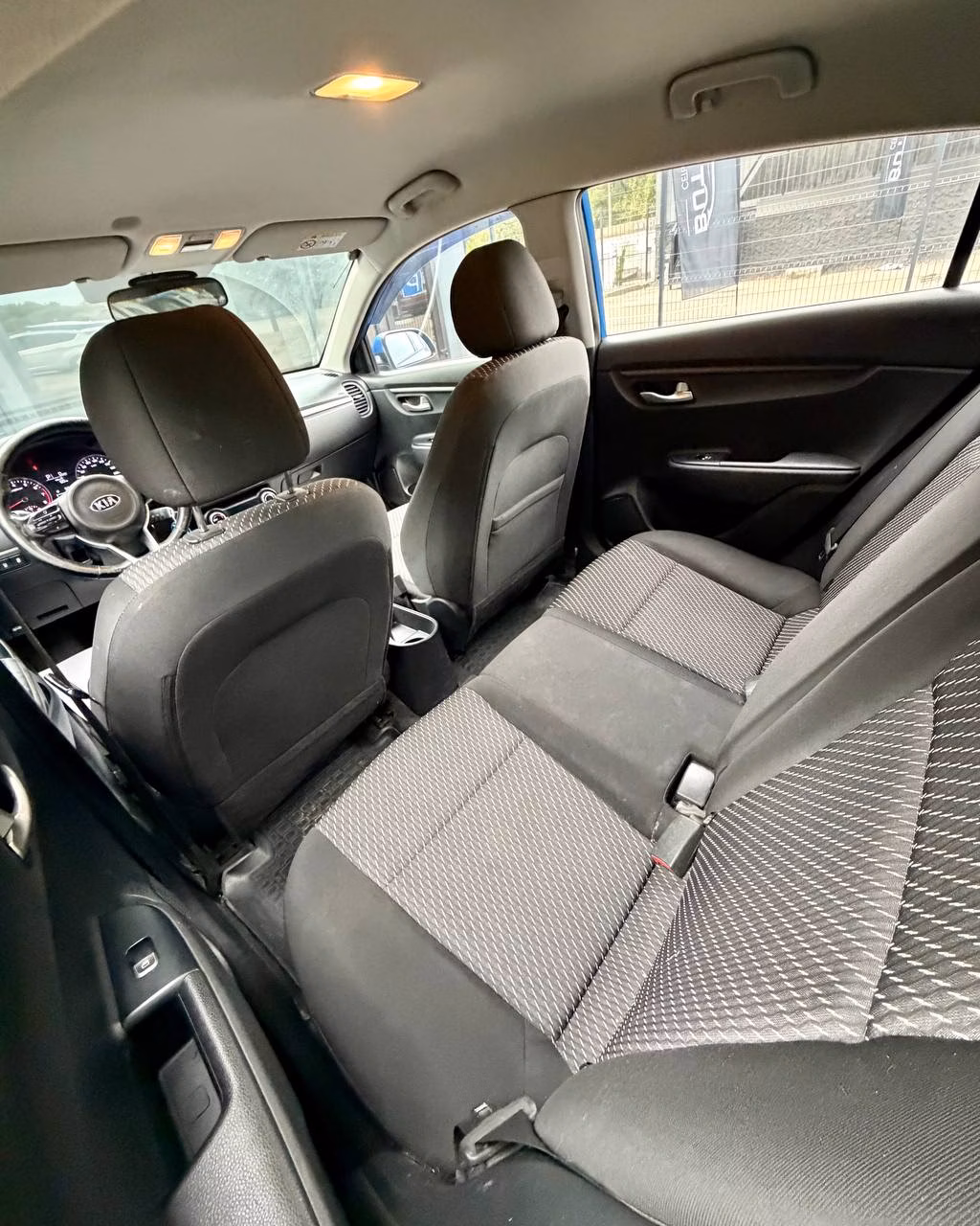 Kia Rio X (X-Line) фото 11
