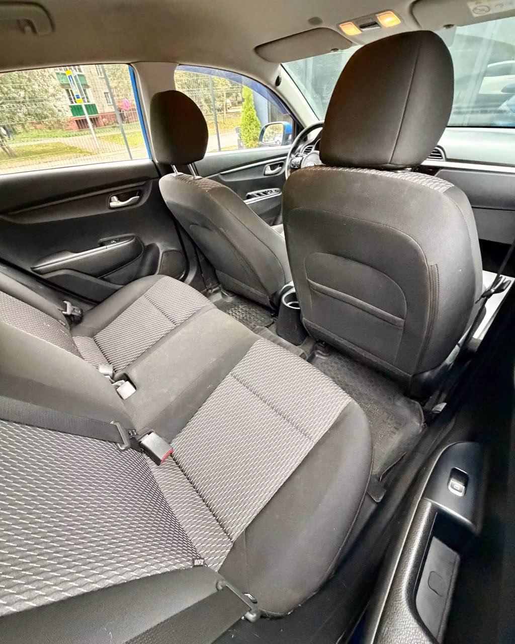 Kia Rio X (X-Line) фото 13