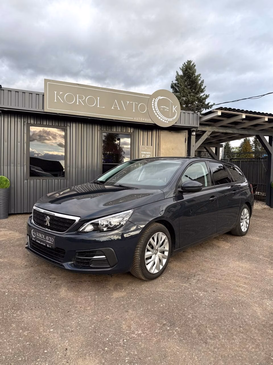 Peugeot 308 фото 2