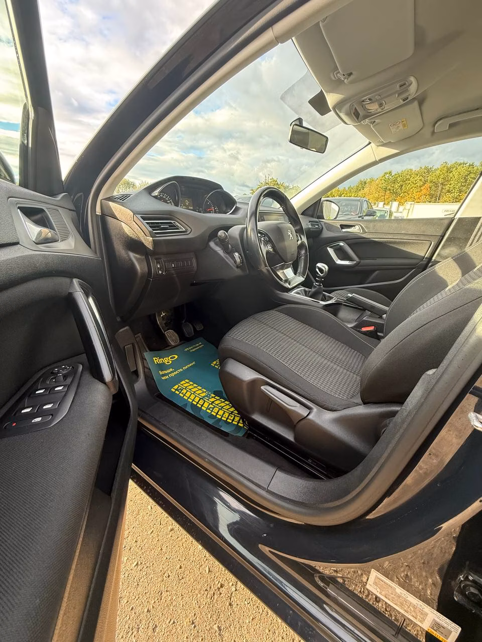 Peugeot 308 фото 12