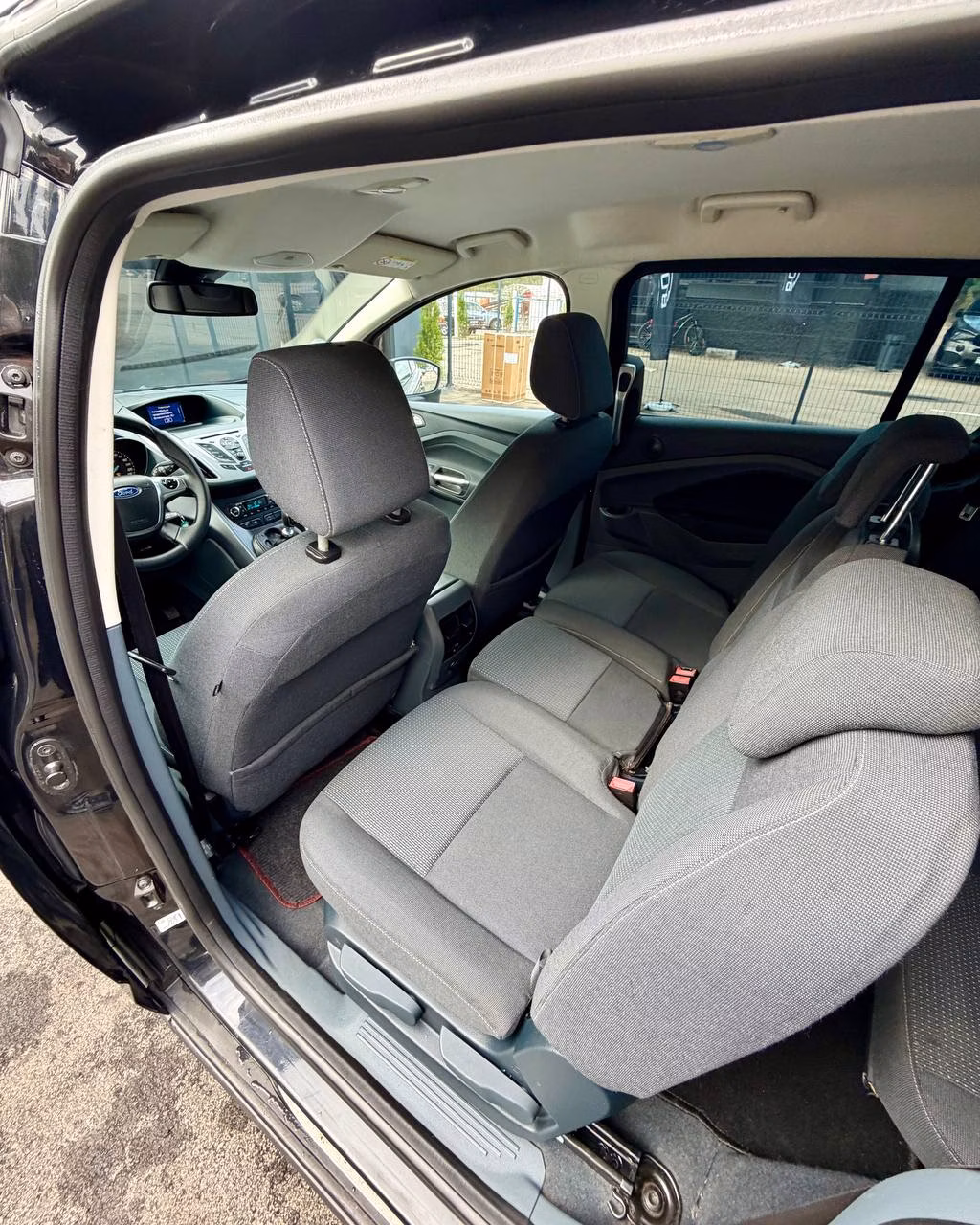 Ford Grand C-Max фото 11