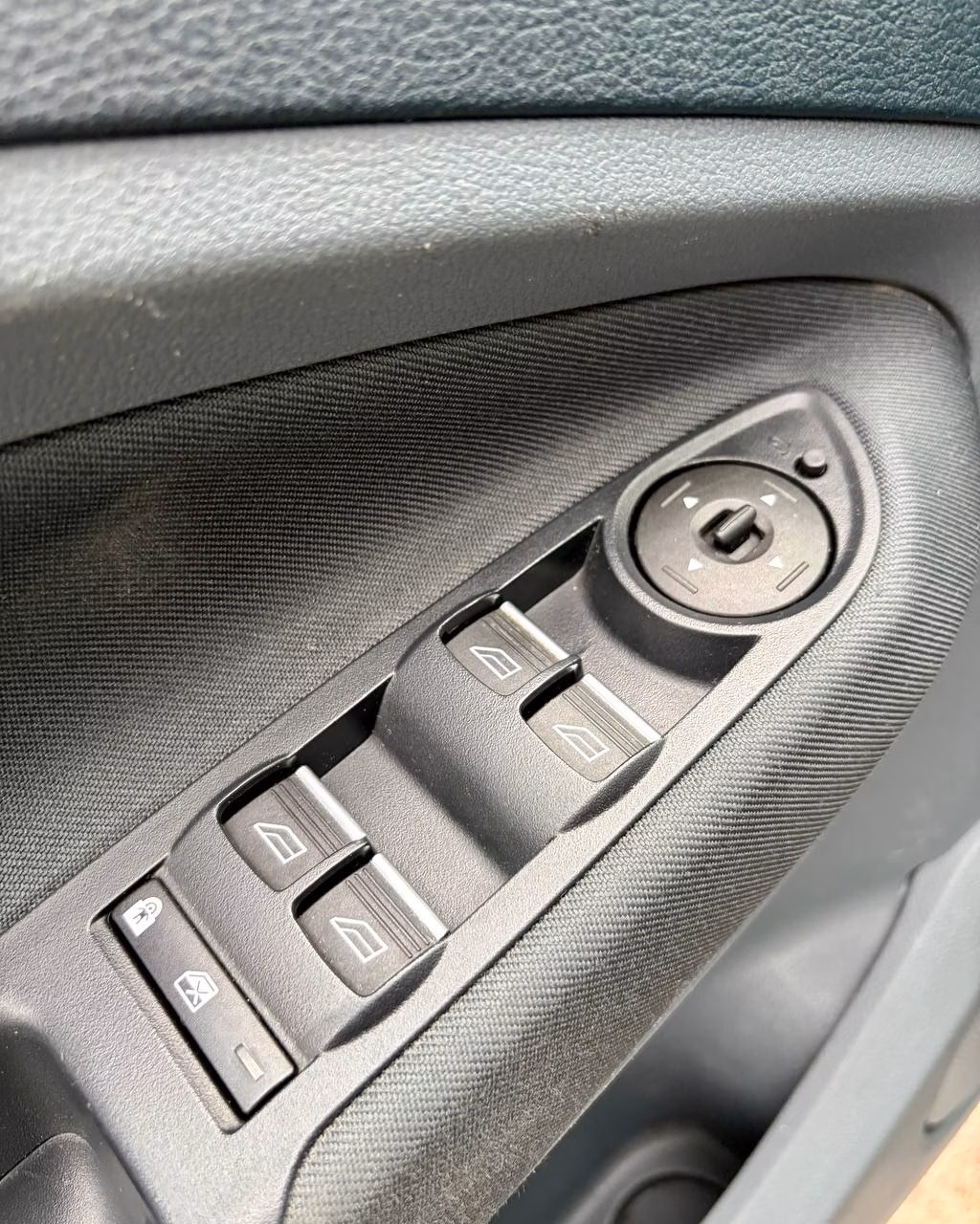 Ford Grand C-Max фото 18