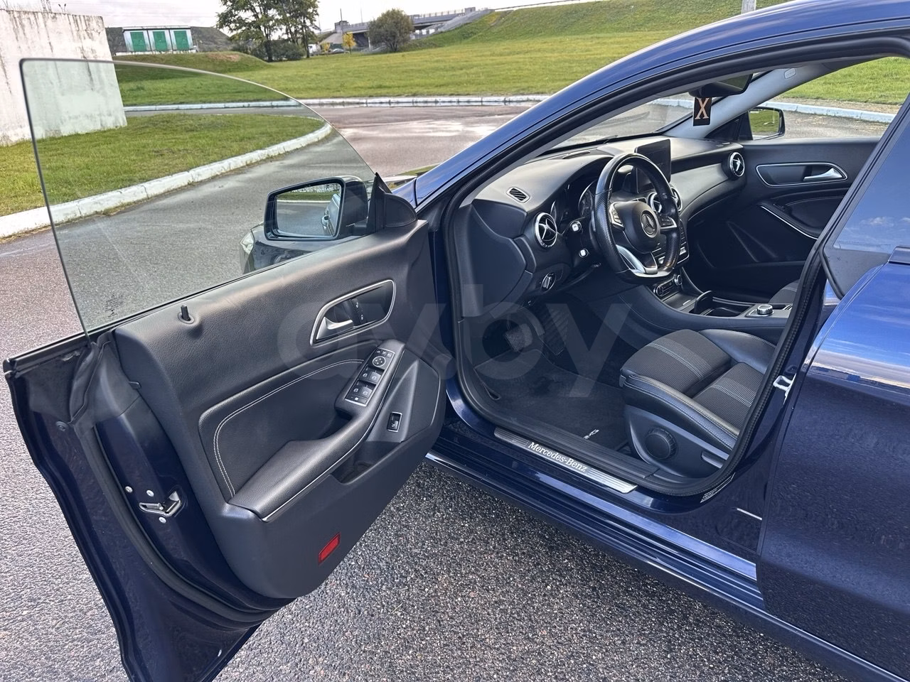 Mercedes-Benz CLA фото 8