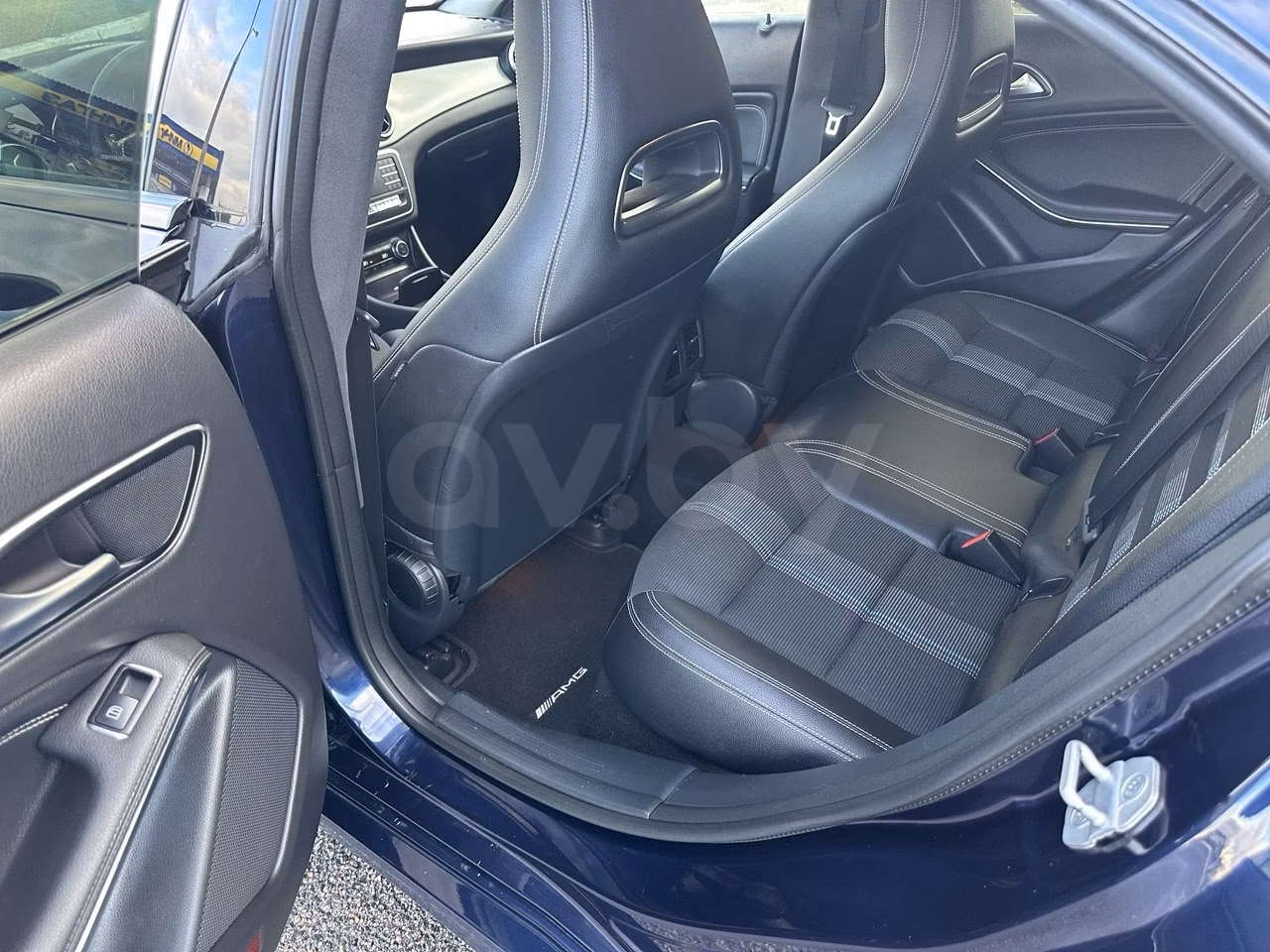 Mercedes-Benz CLA фото 10