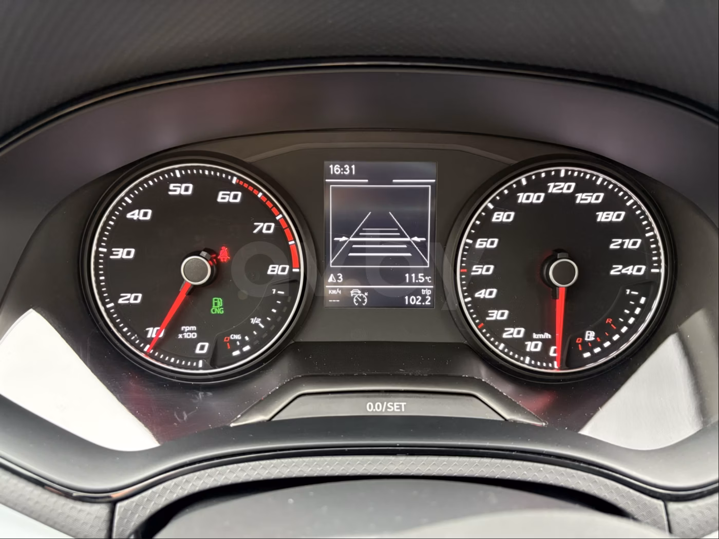 SEAT Arona фото 16