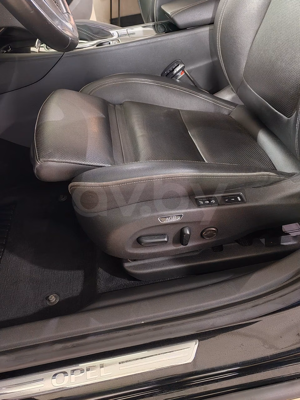 Opel Insignia фото 12
