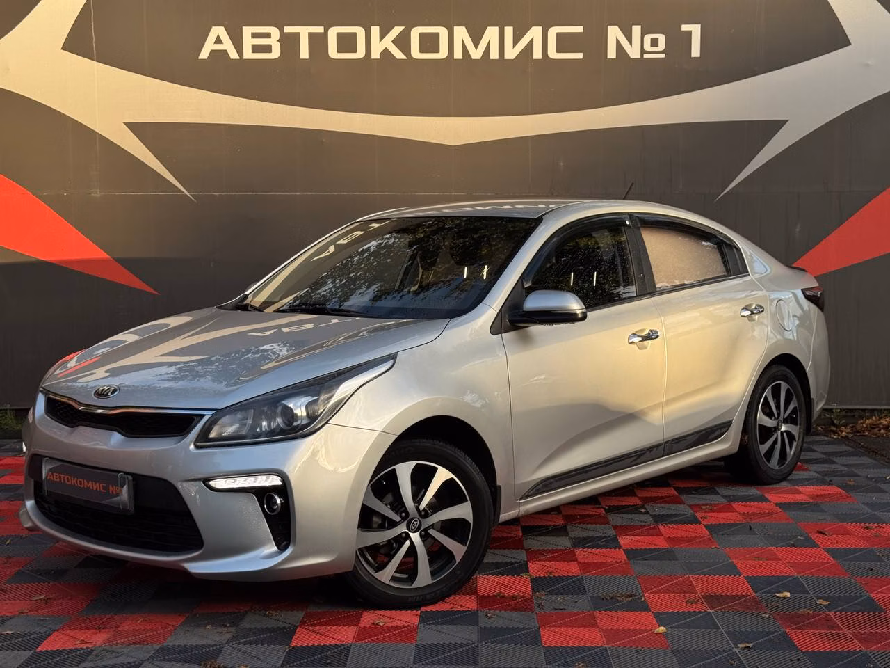 Kia Rio фото 2