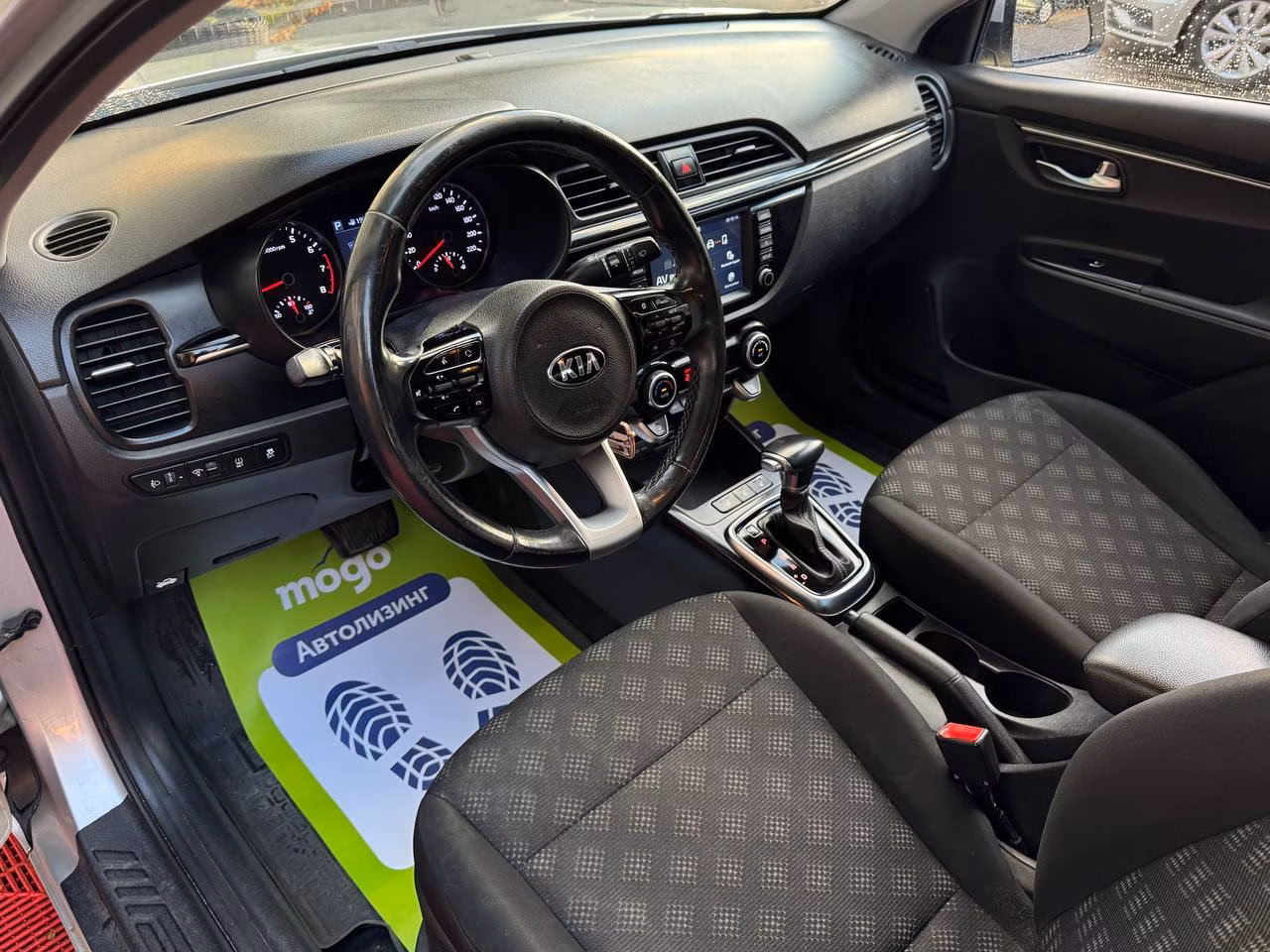 Kia Rio фото 7
