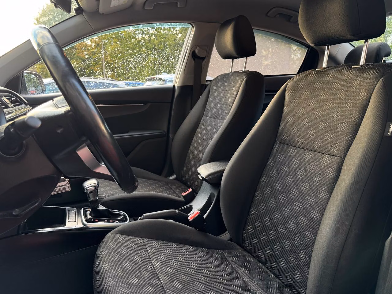 Kia Rio фото 8