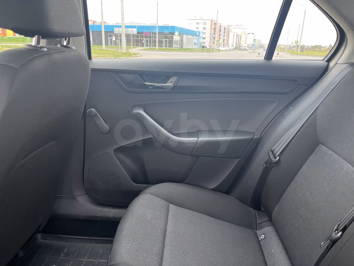 Skoda Rapid фото 7