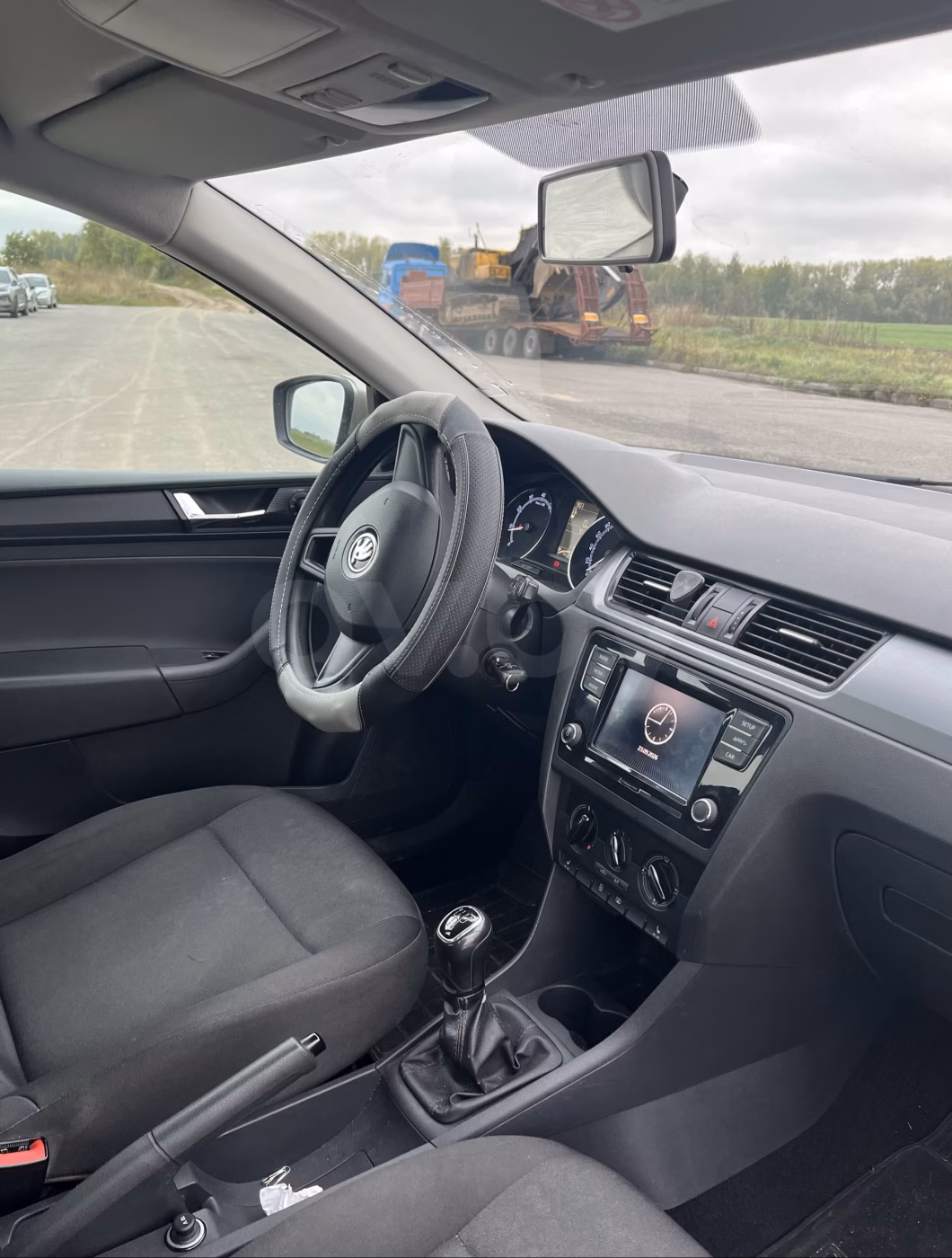Skoda Rapid фото 8