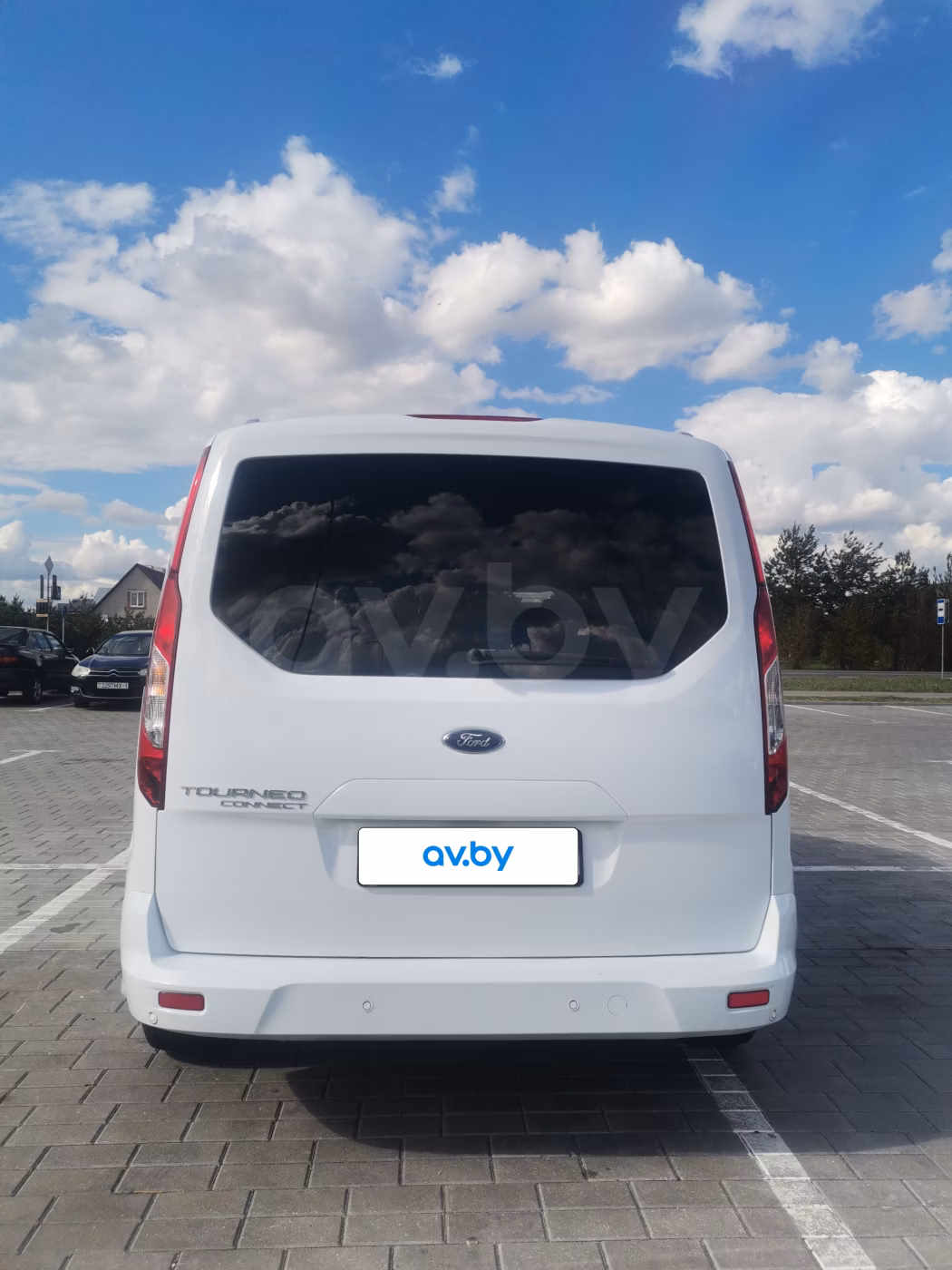 Ford Tourneo Connect фото 4