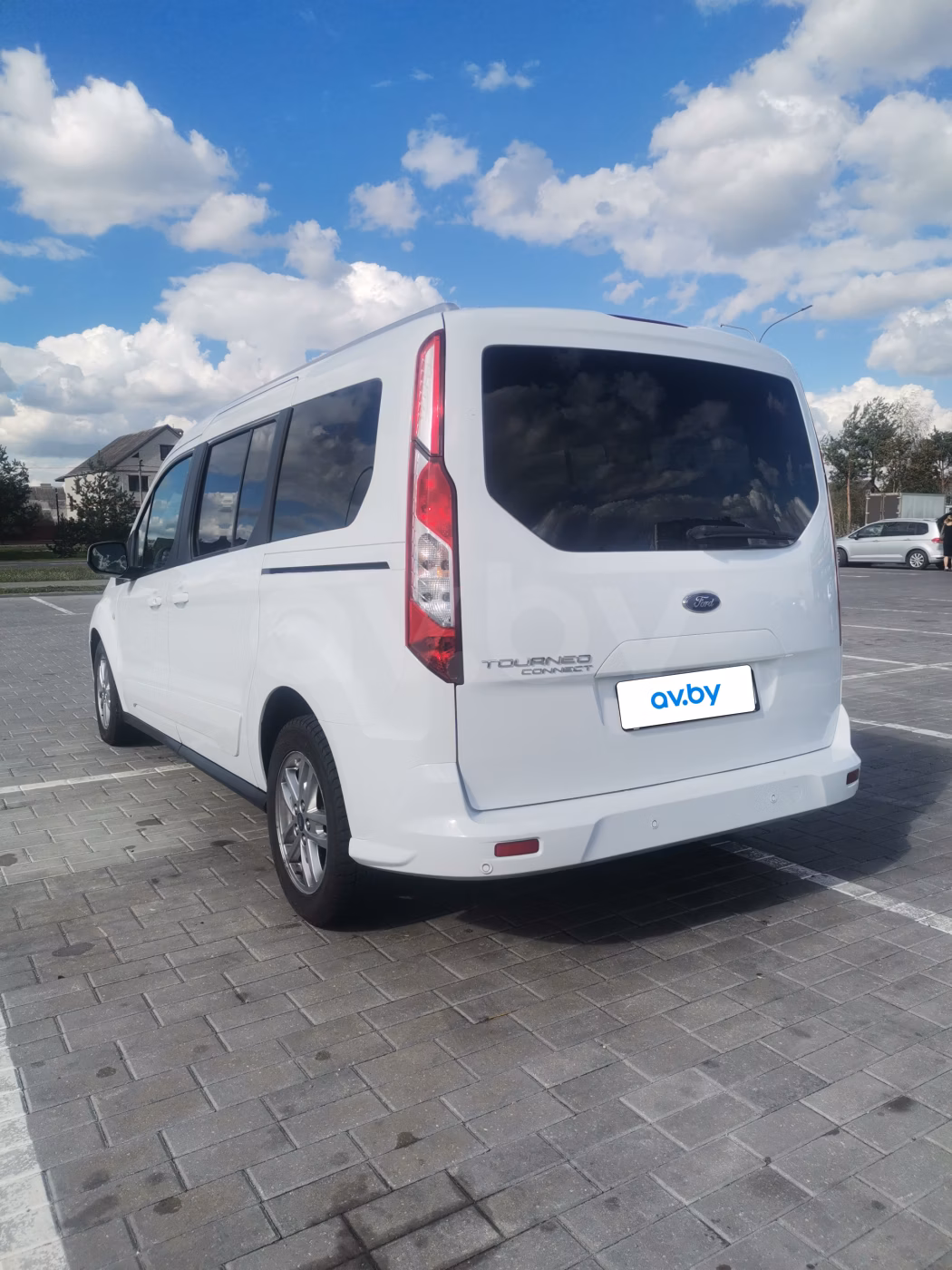 Ford Tourneo Connect фото 5