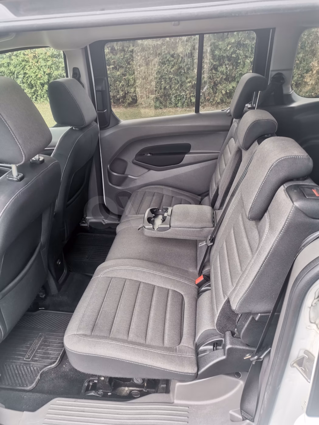 Ford Tourneo Connect фото 13