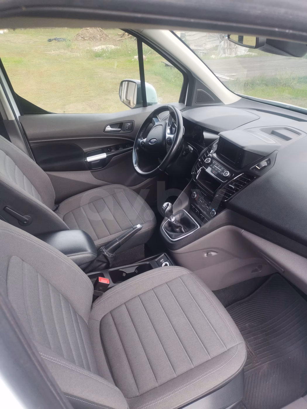 Ford Tourneo Connect фото 20