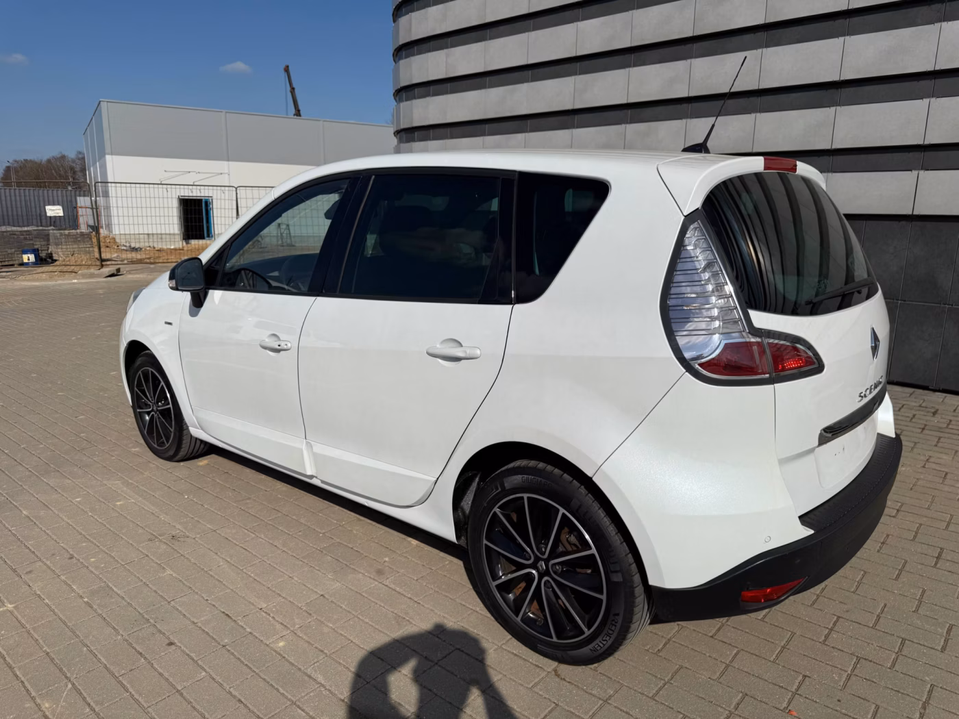 Renault Scenic фото 8