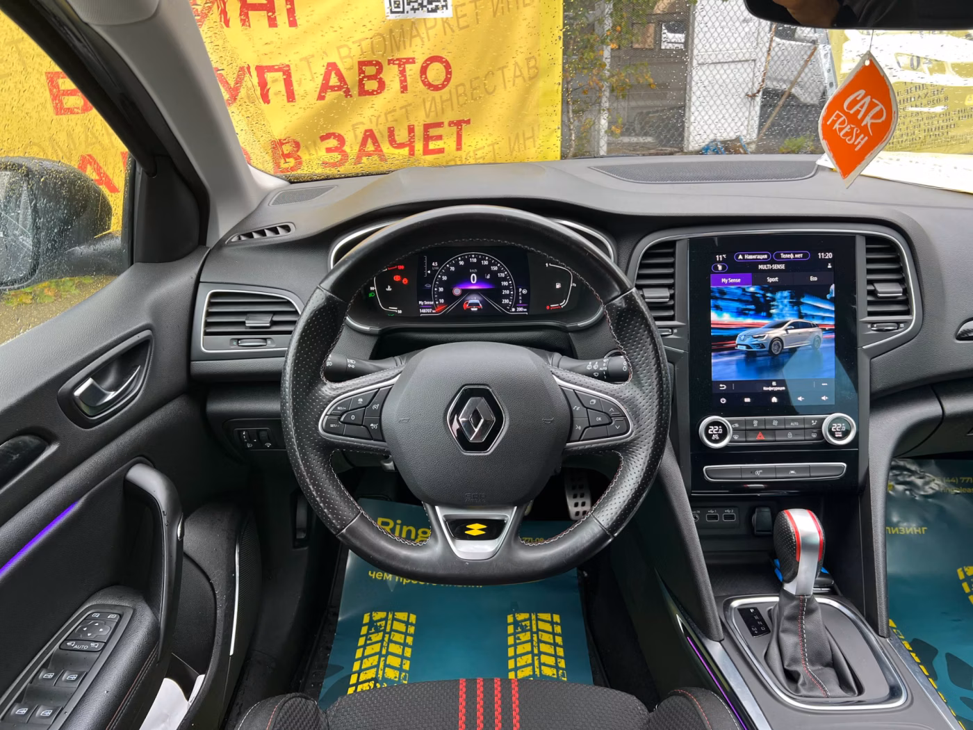 Renault Megane фото 17