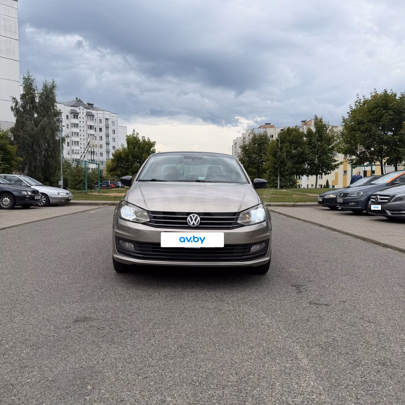 Volkswagen Polo Sedan