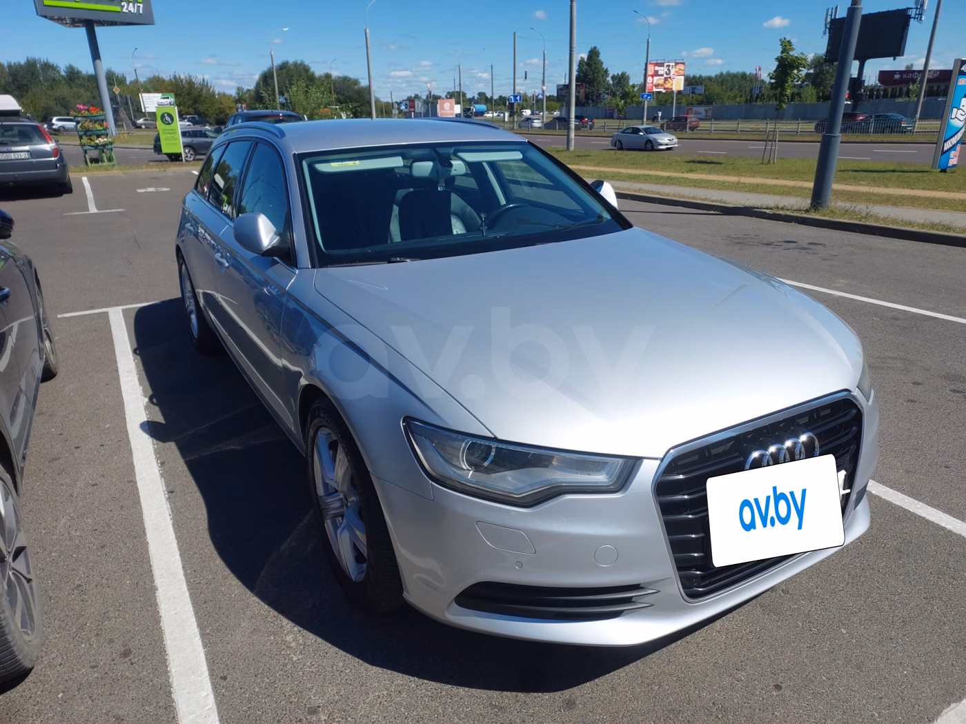 Audi A6 фото 6