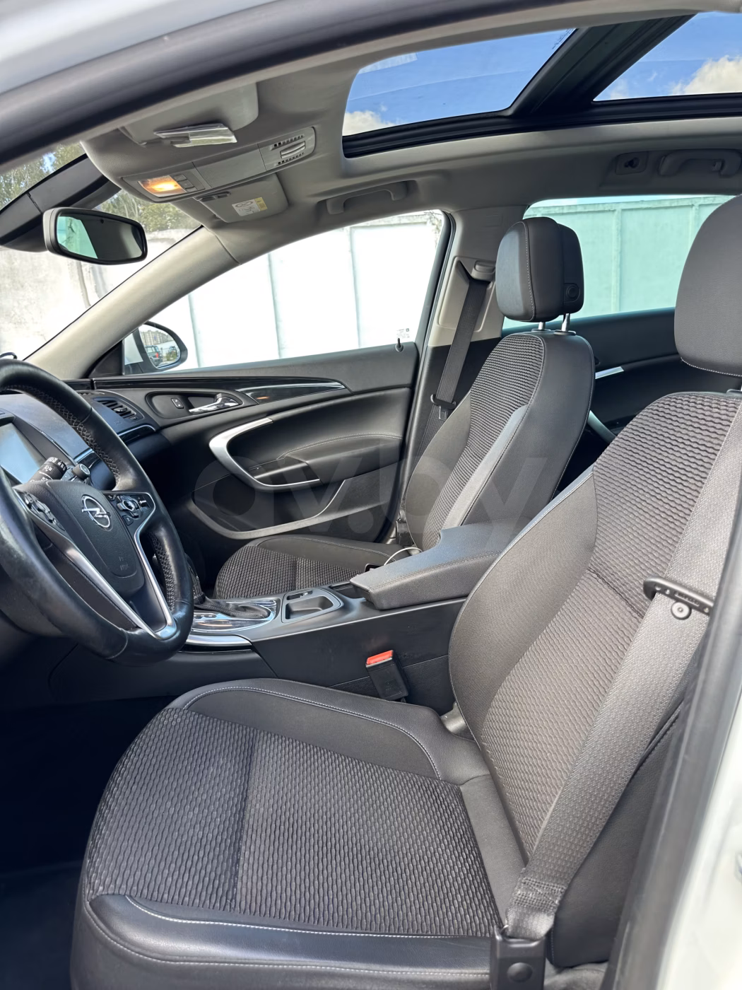 Opel Insignia фото 8