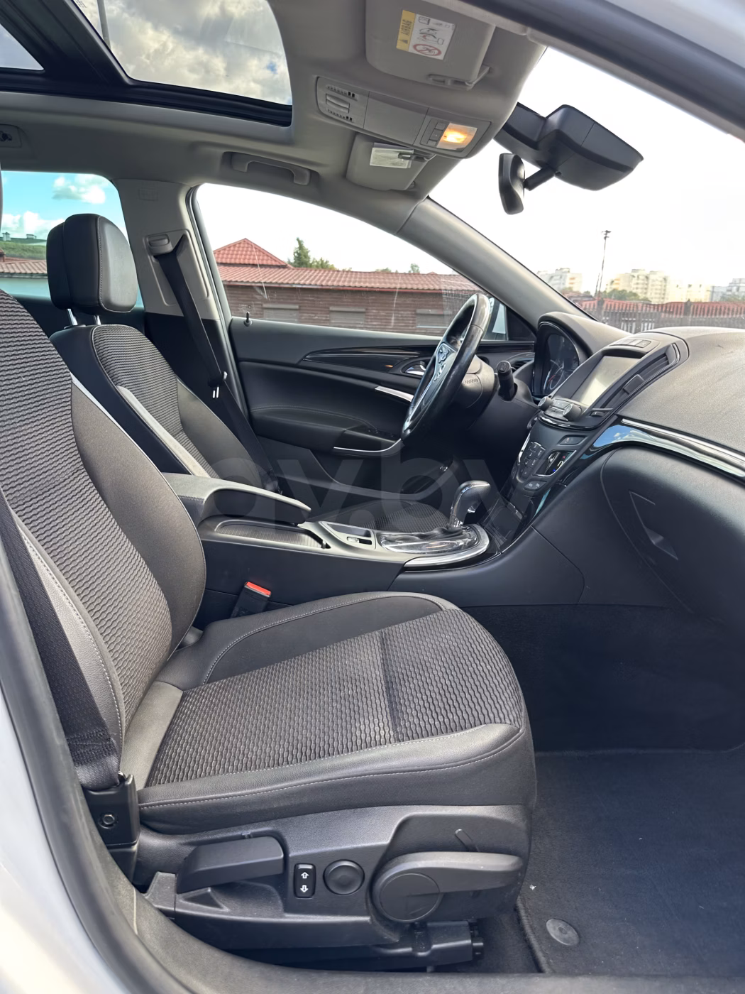 Opel Insignia фото 12
