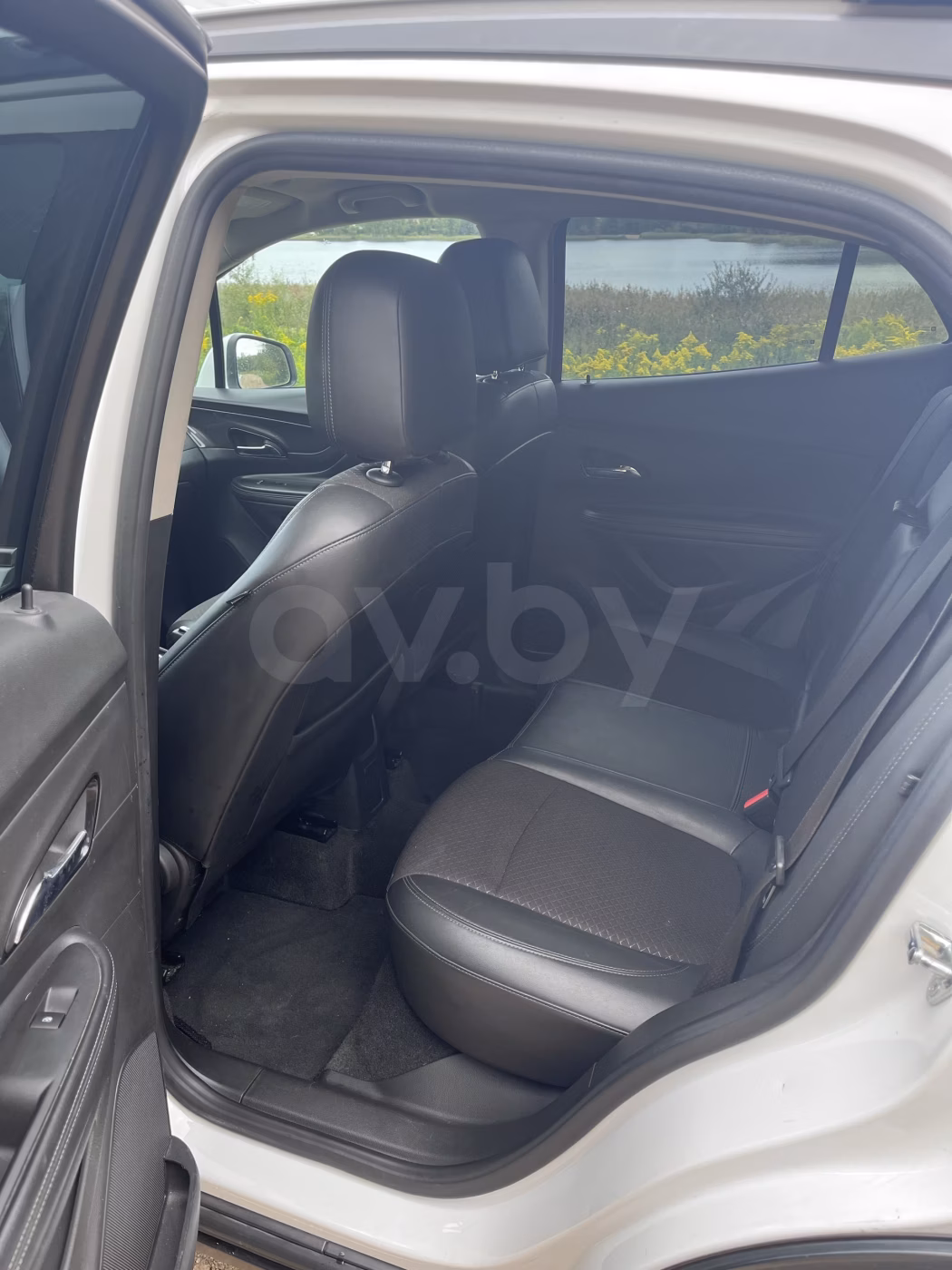 Buick Encore фото 11