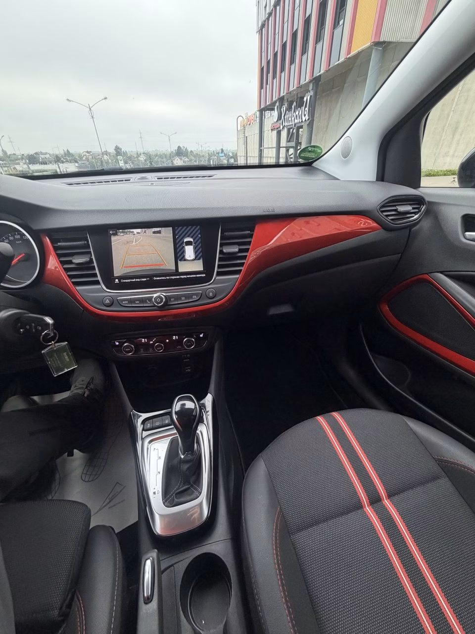 Opel Crossland X фото 11