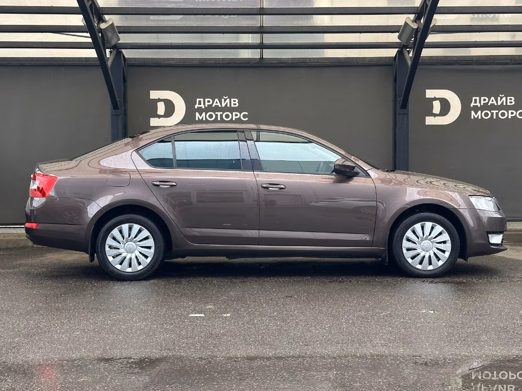 Skoda Octavia фото 4