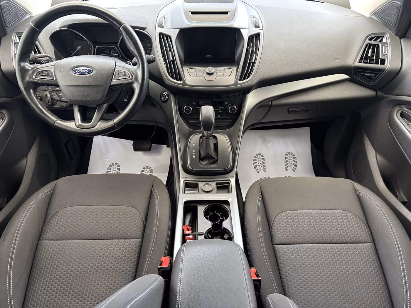 Ford Kuga фото 9