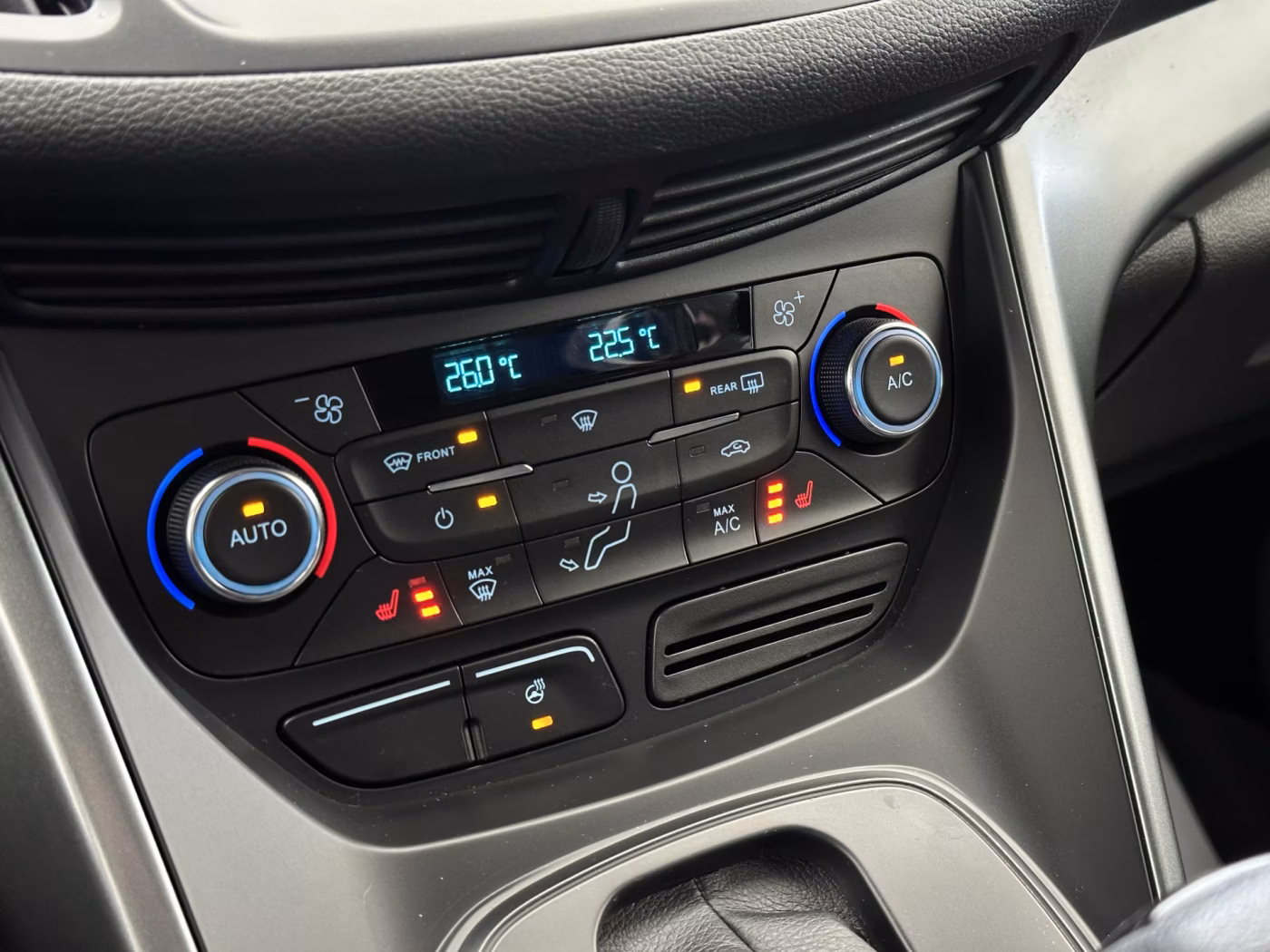 Ford Kuga фото 13
