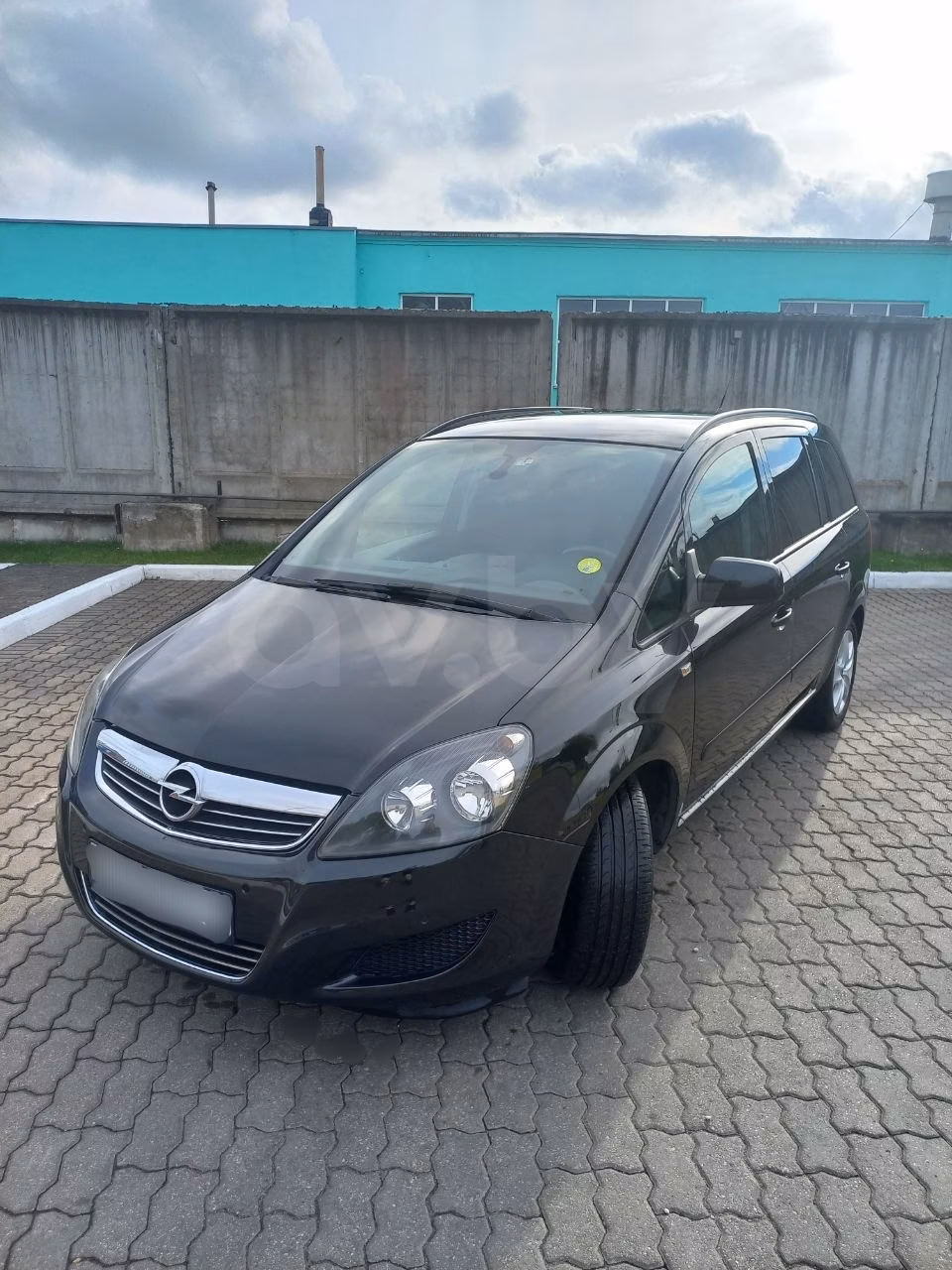 Opel Zafira фото 2